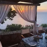 Tra Cielo E Mare A *